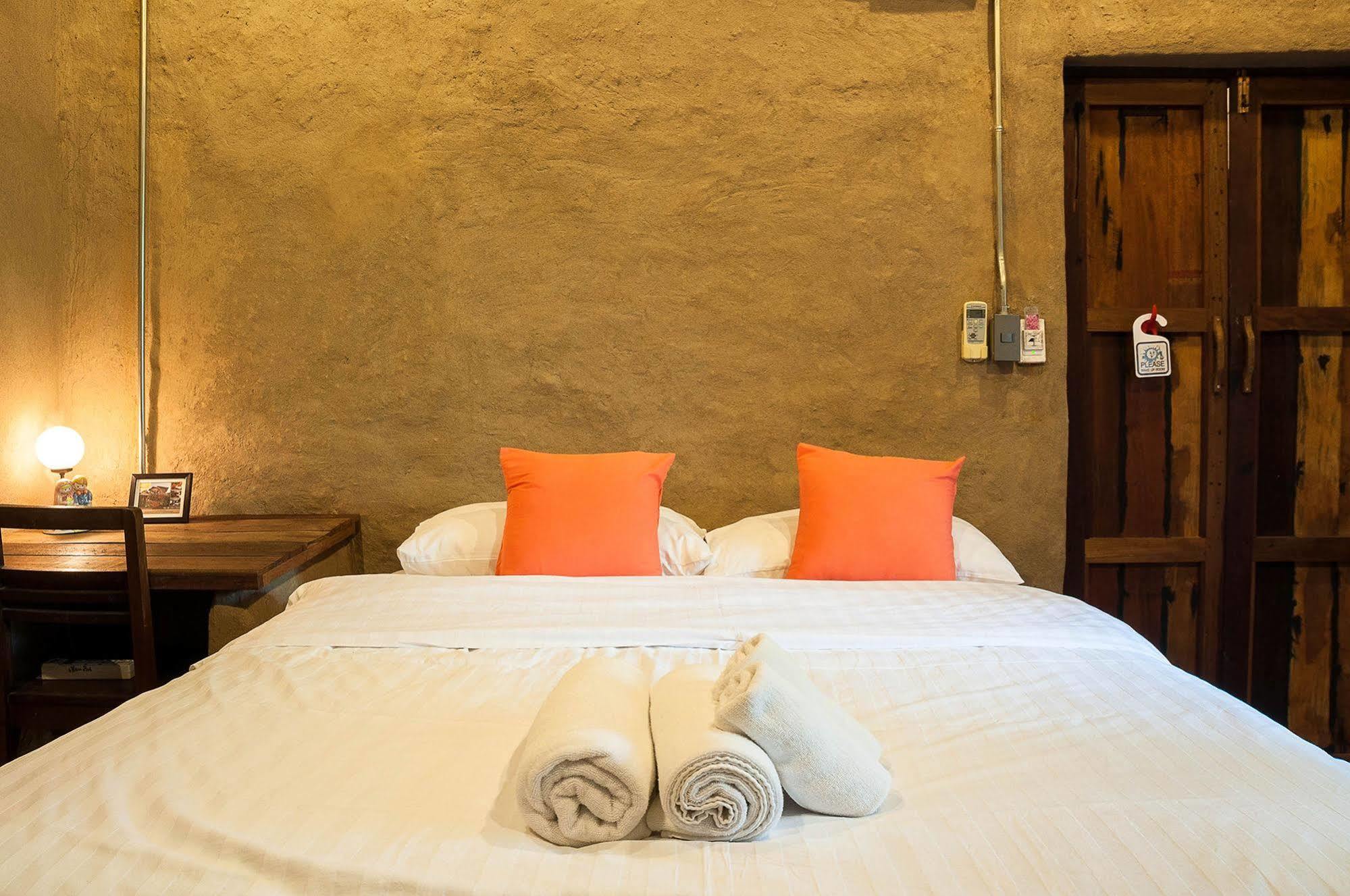 Hueandin Klinmai Boutique Hotel Chiang Mai Exteriör bild